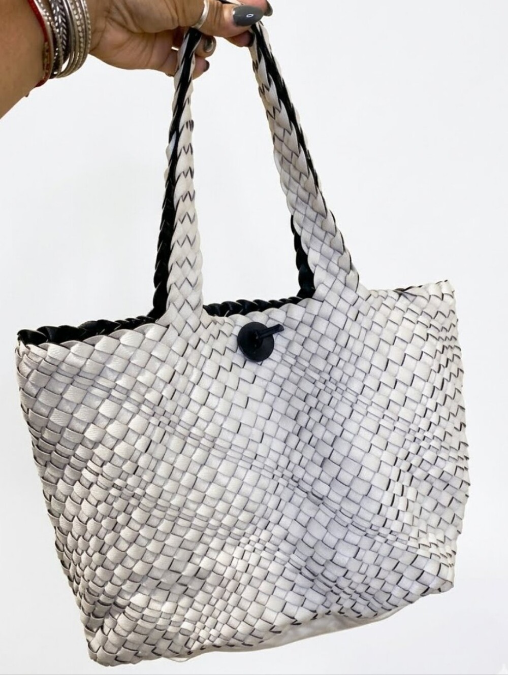 Woven Reversable Tote Bag with Tassel Accent in Black and White